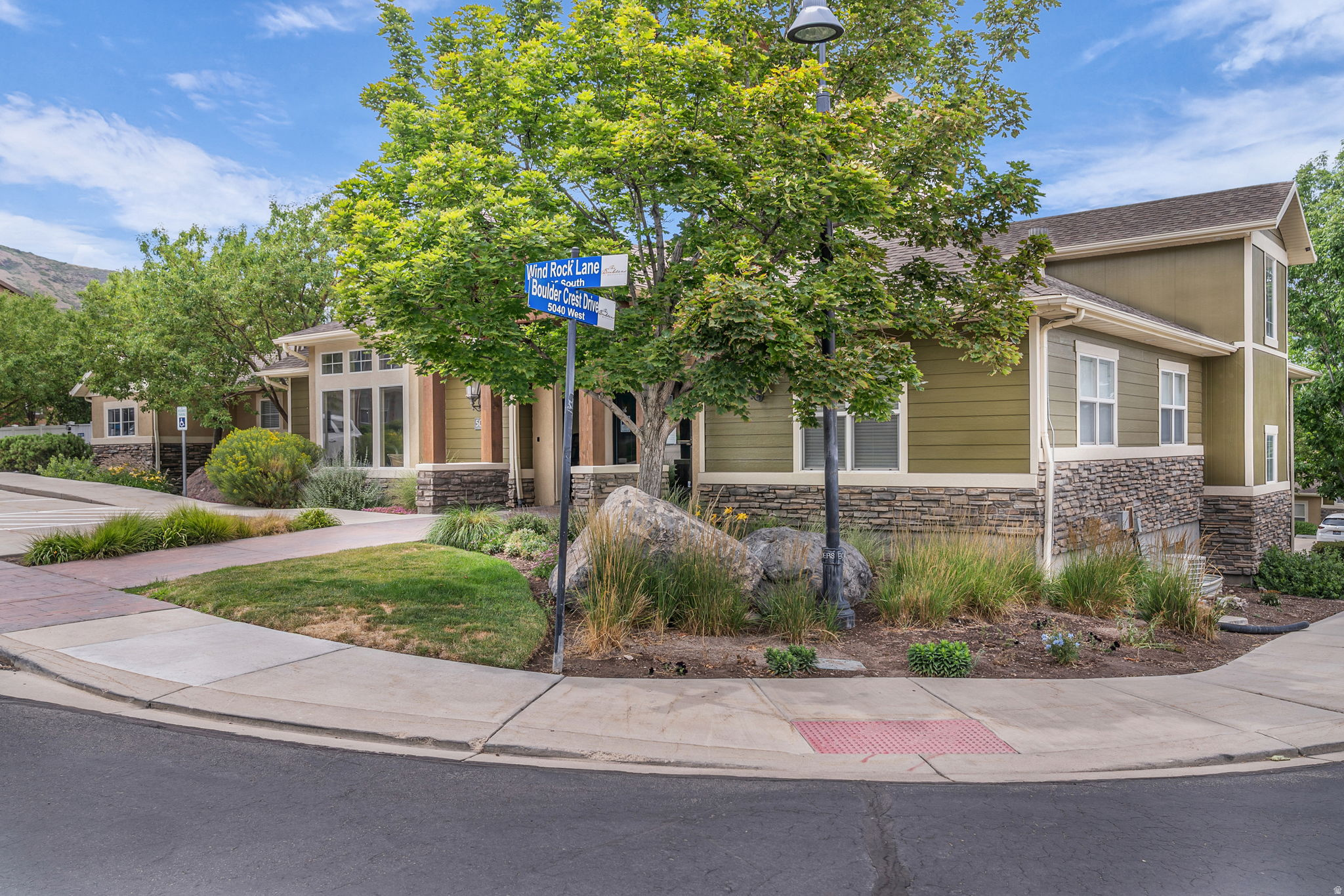 BOULDERS AT ROSECREST - Residential