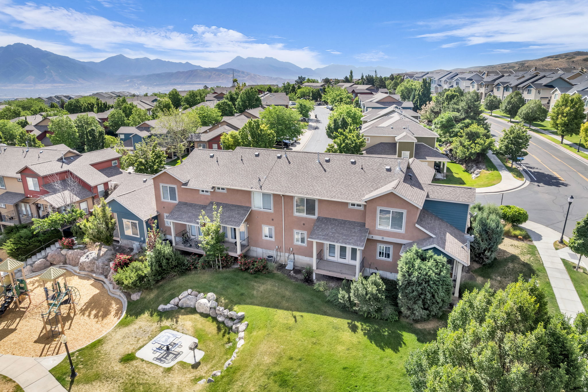 BOULDERS AT ROSECREST - Residential
