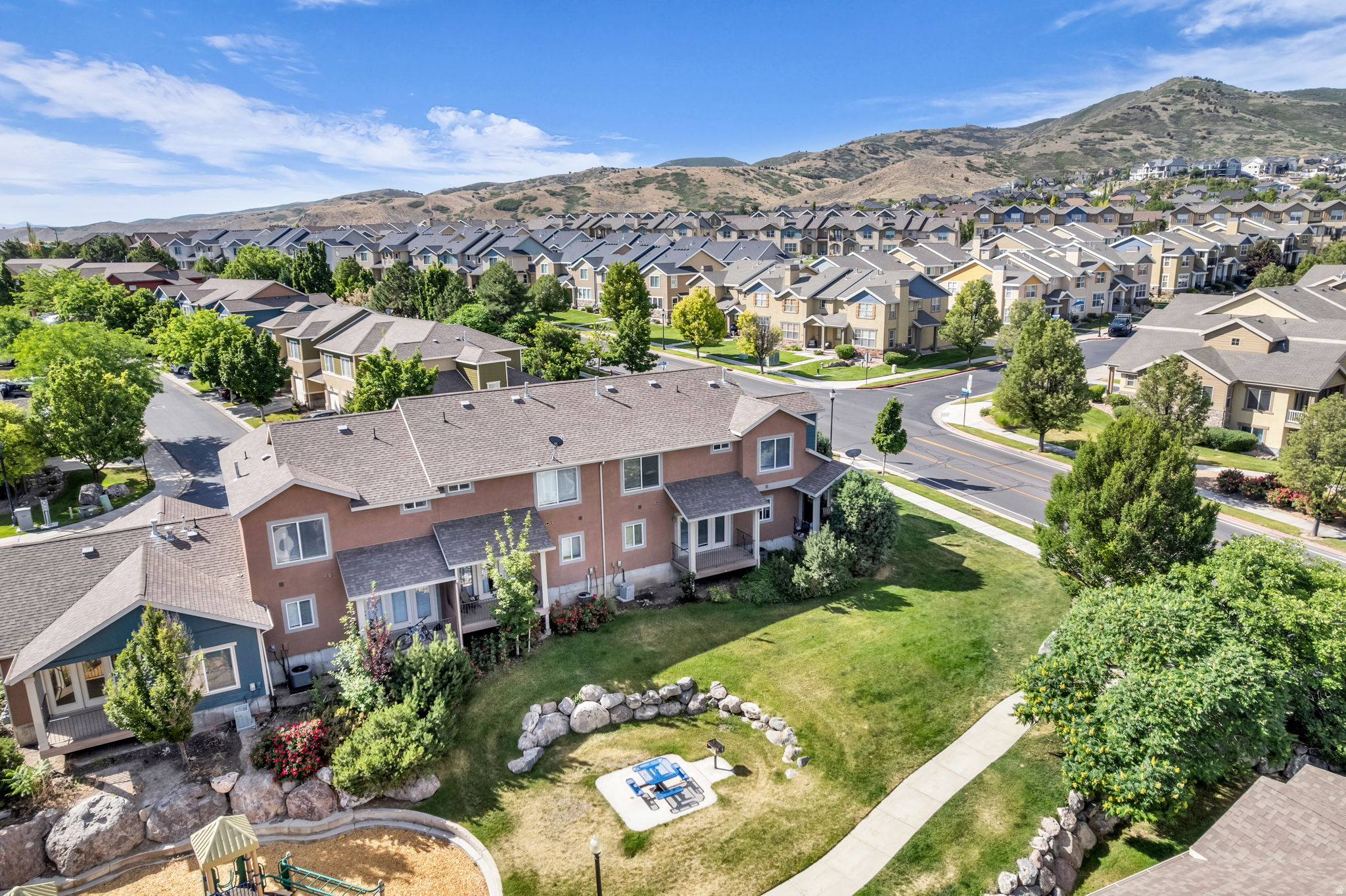 BOULDERS AT ROSECREST - Residential