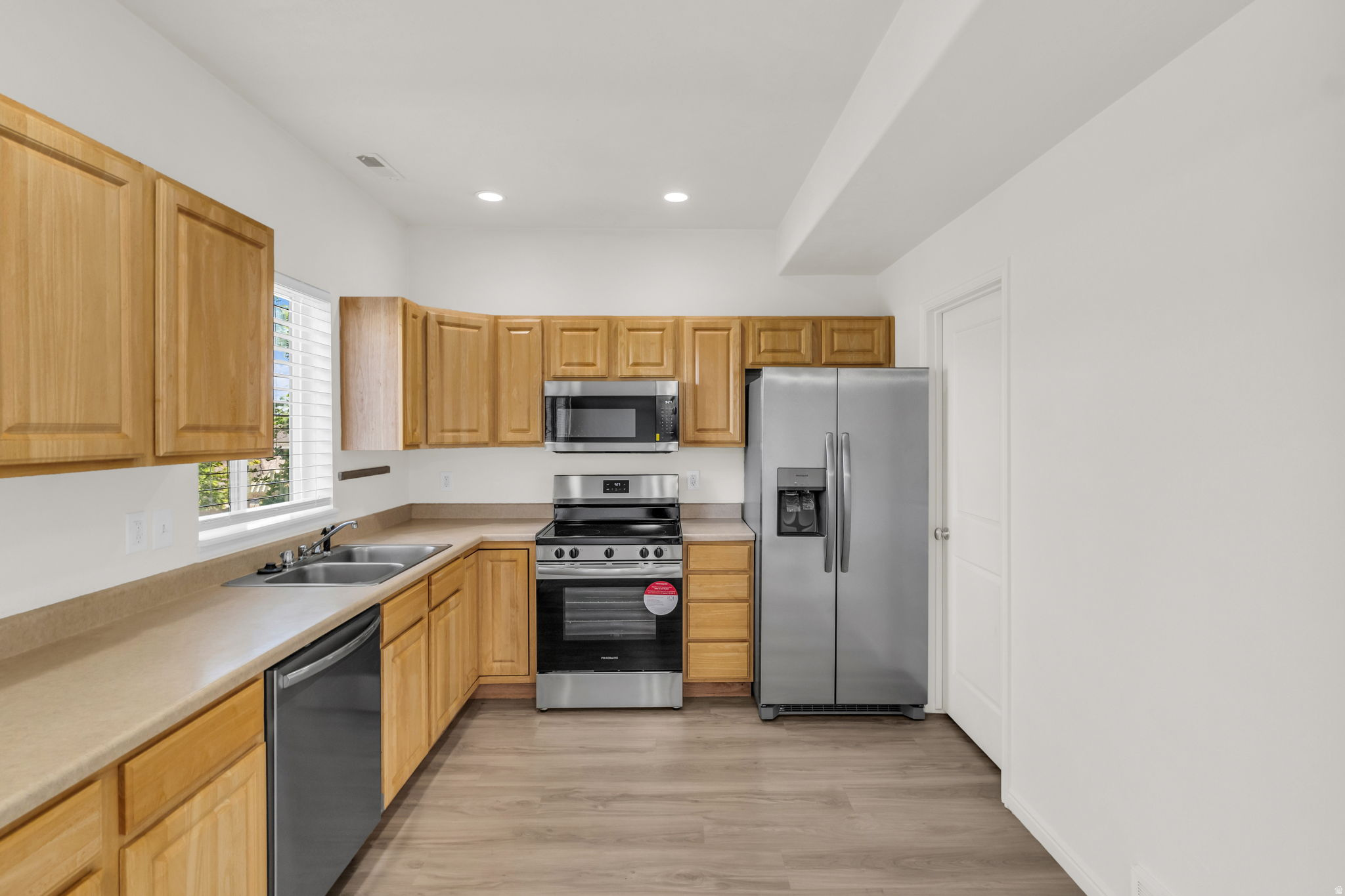 BOULDERS AT ROSECREST - Residential