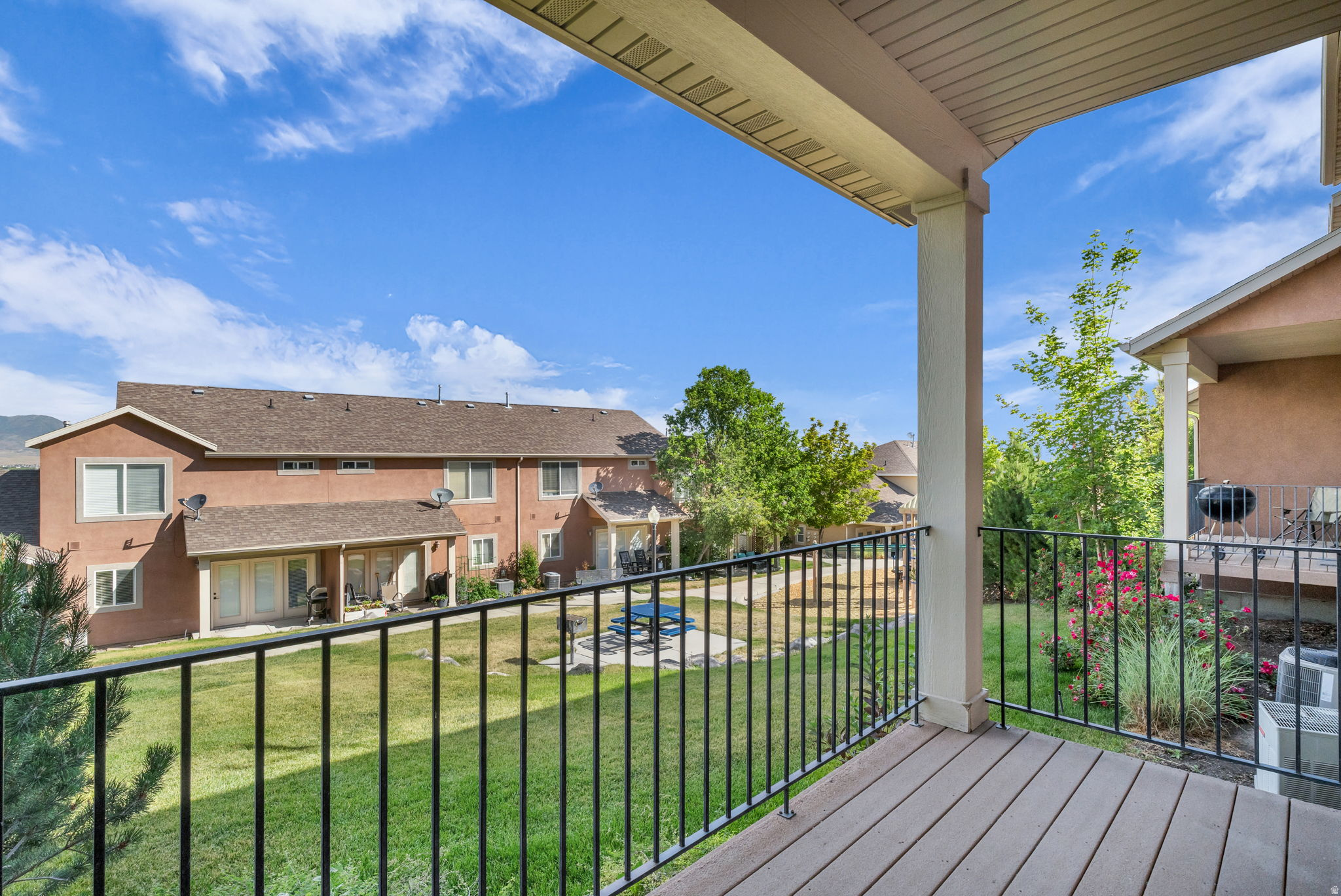 BOULDERS AT ROSECREST - Residential