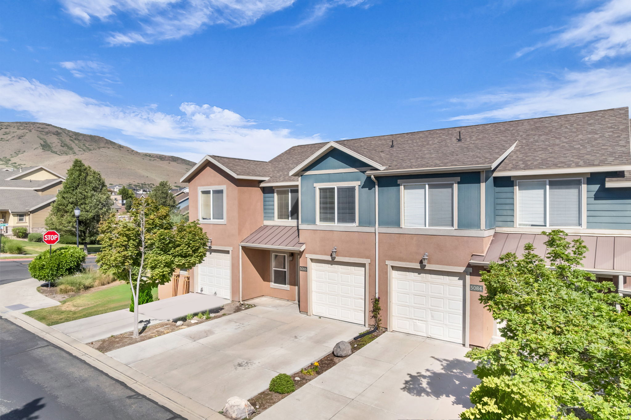 BOULDERS AT ROSECREST - Residential