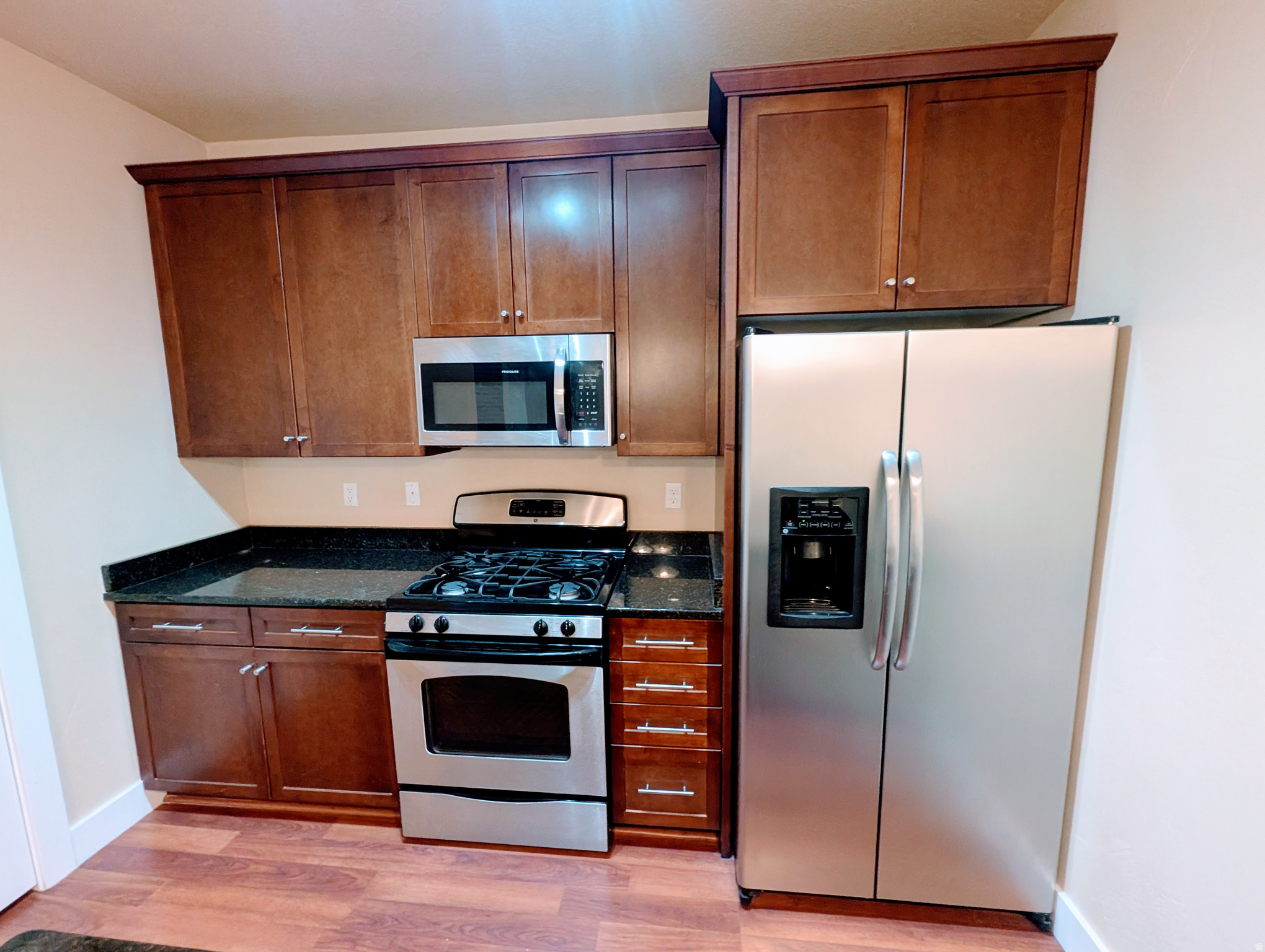 BELMONT - Residential