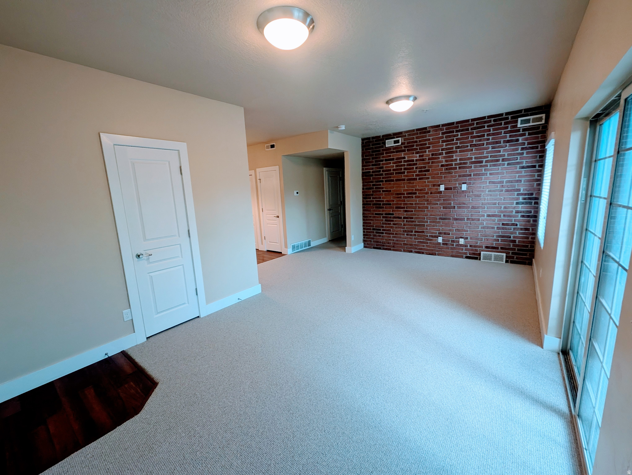 BELMONT - Residential