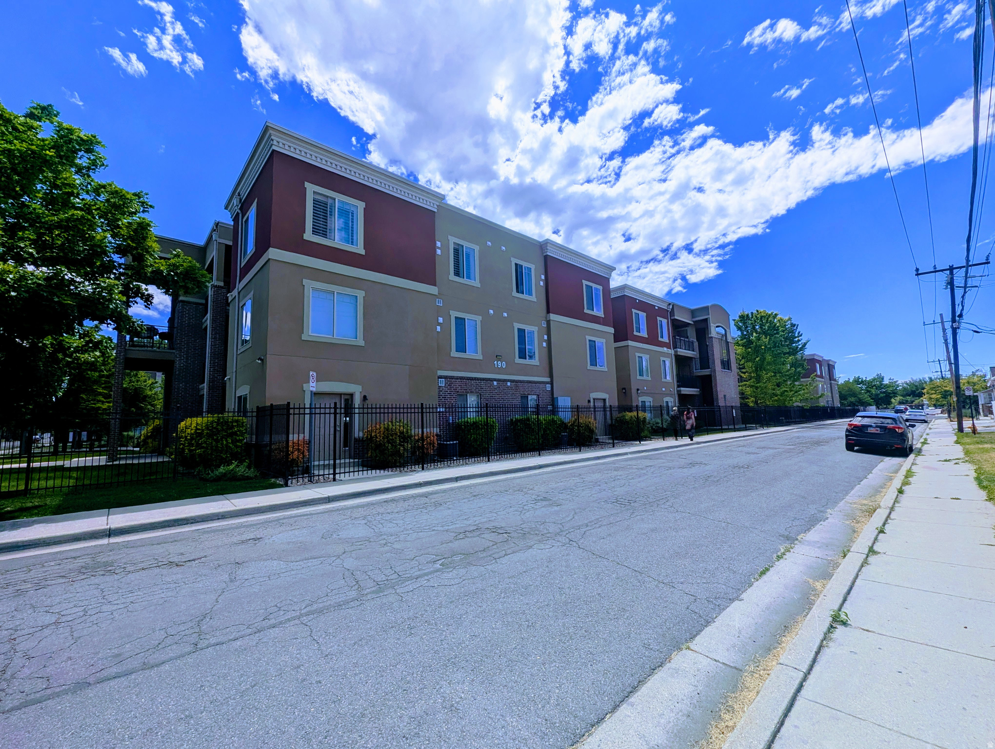 BELMONT - Residential