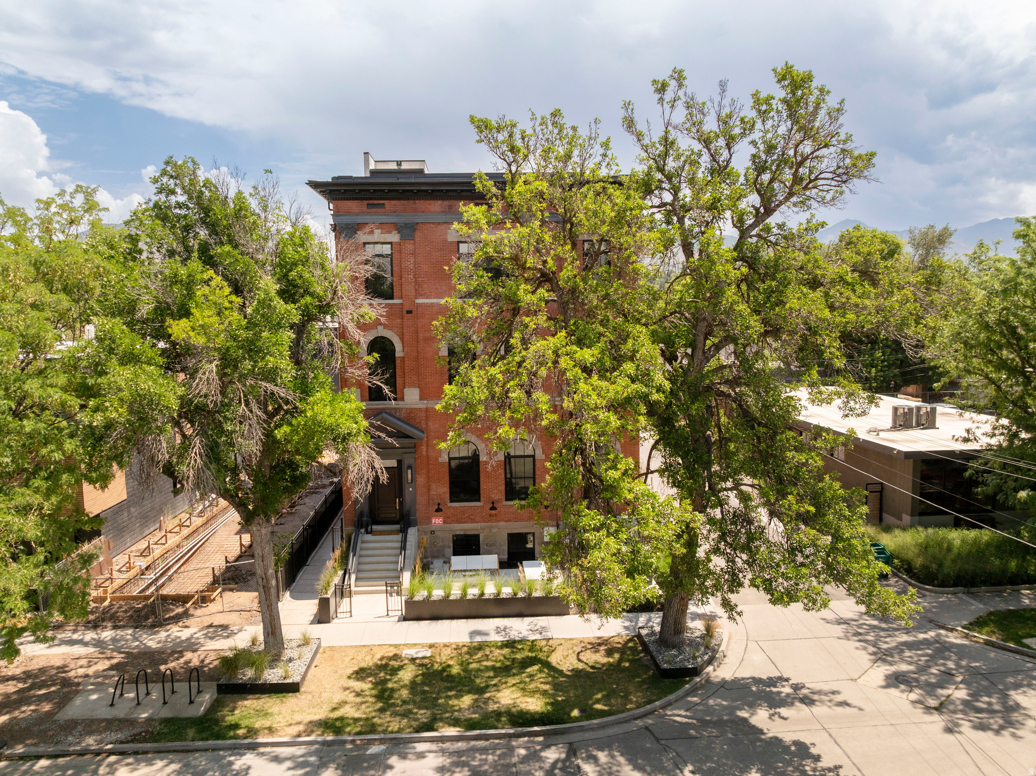 TELEGRAPH EXCHANGE - Residential