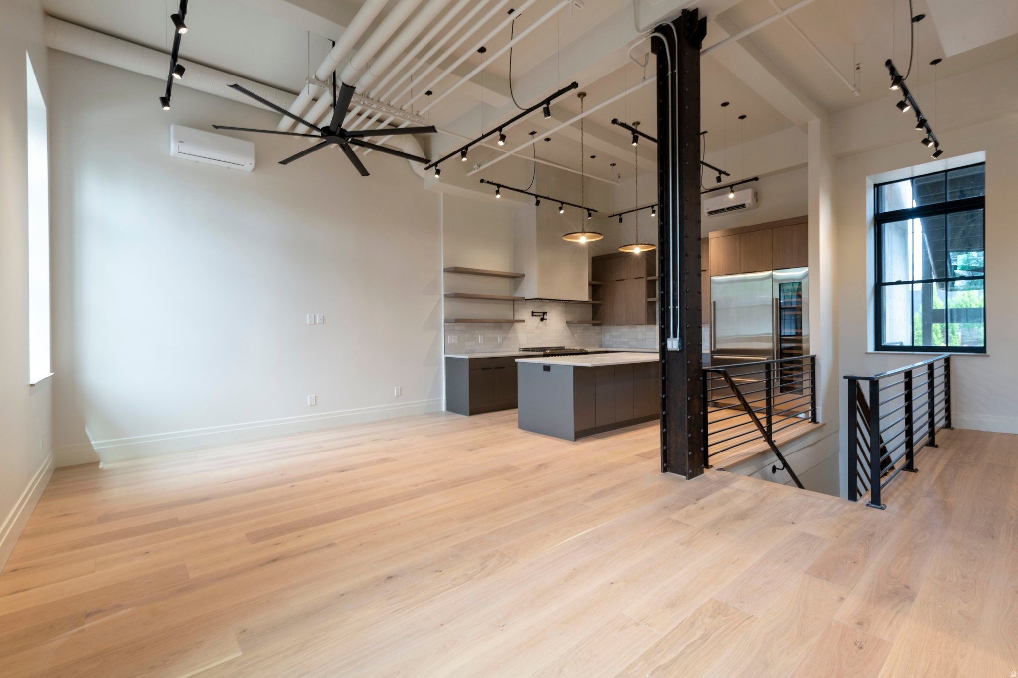 TELEGRAPH EXCHANGE - Residential