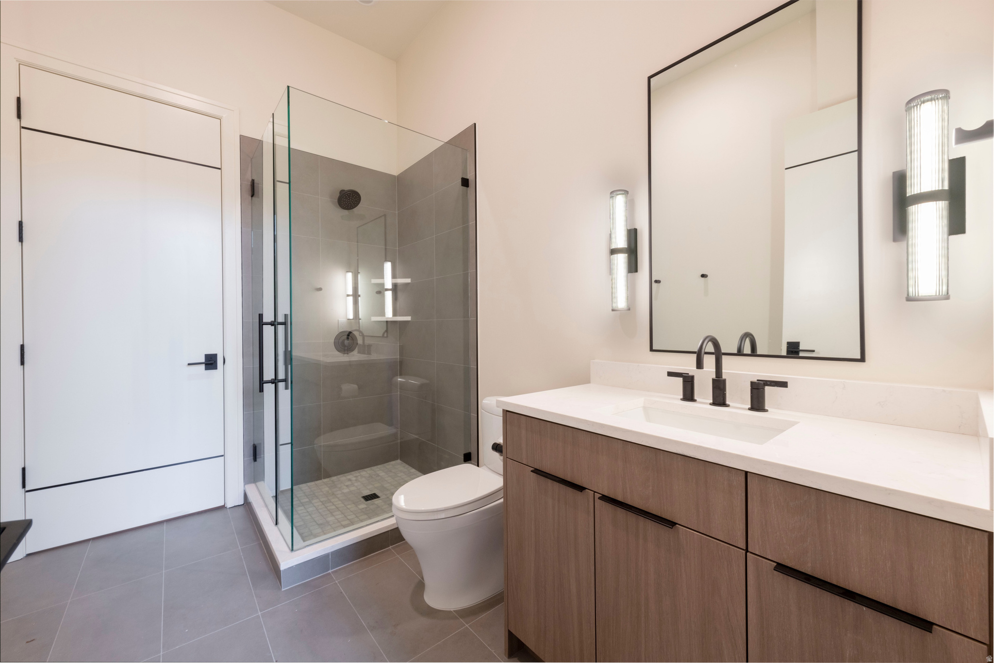 TELEGRAPH EXCHANGE - Residential