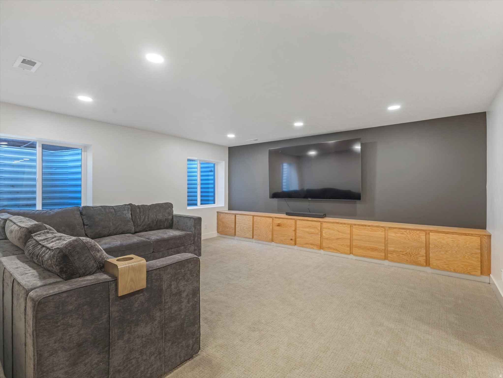 JORDAN WILLOWS II - Residential