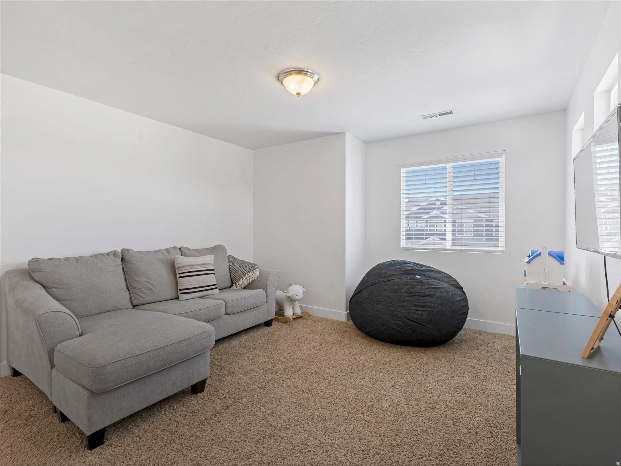 JORDAN WILLOWS II - Residential