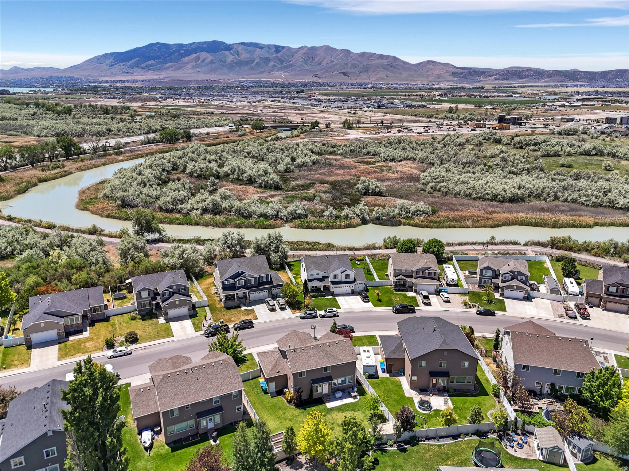 JORDAN WILLOWS II - Residential