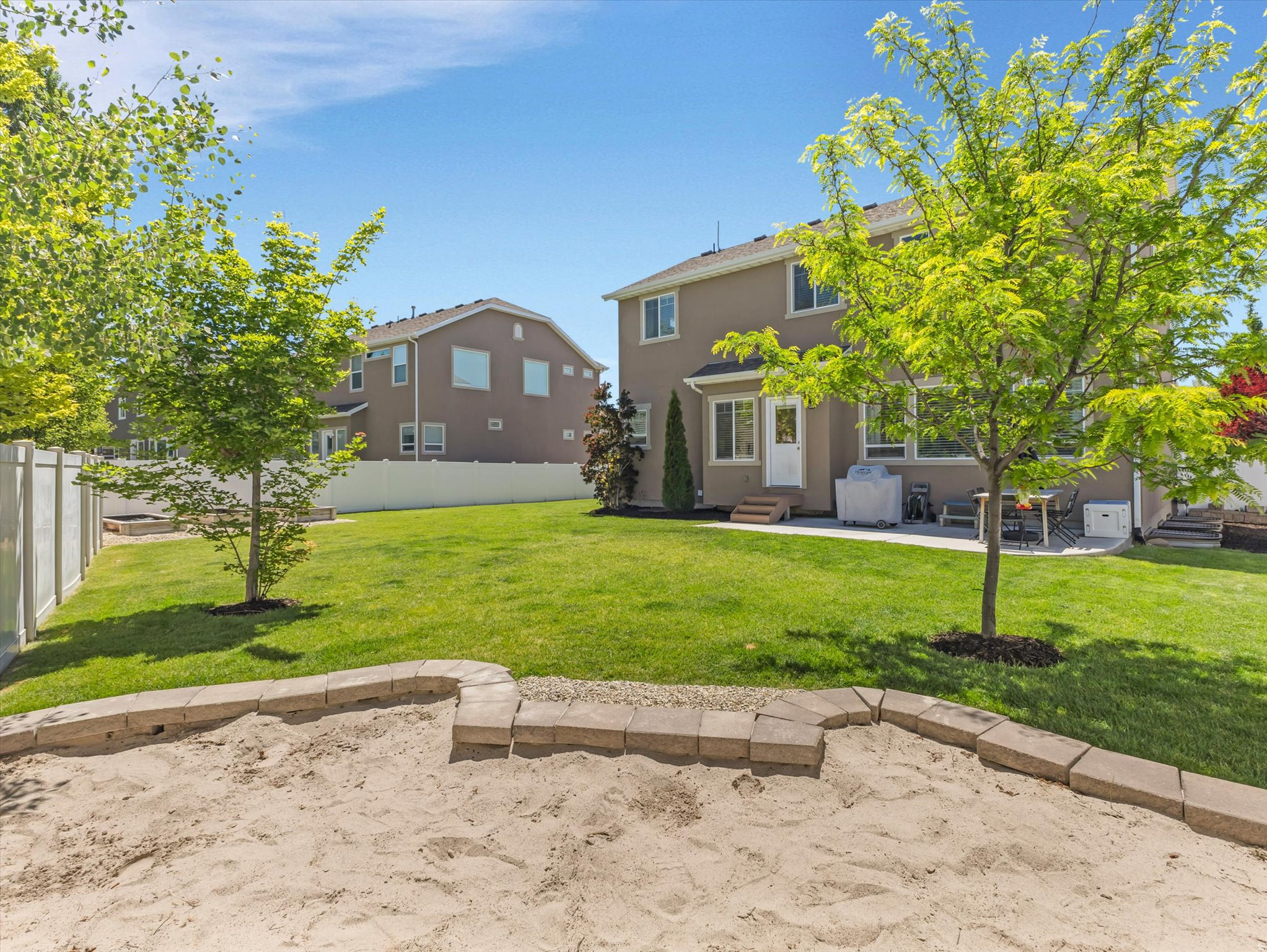 JORDAN WILLOWS II - Residential
