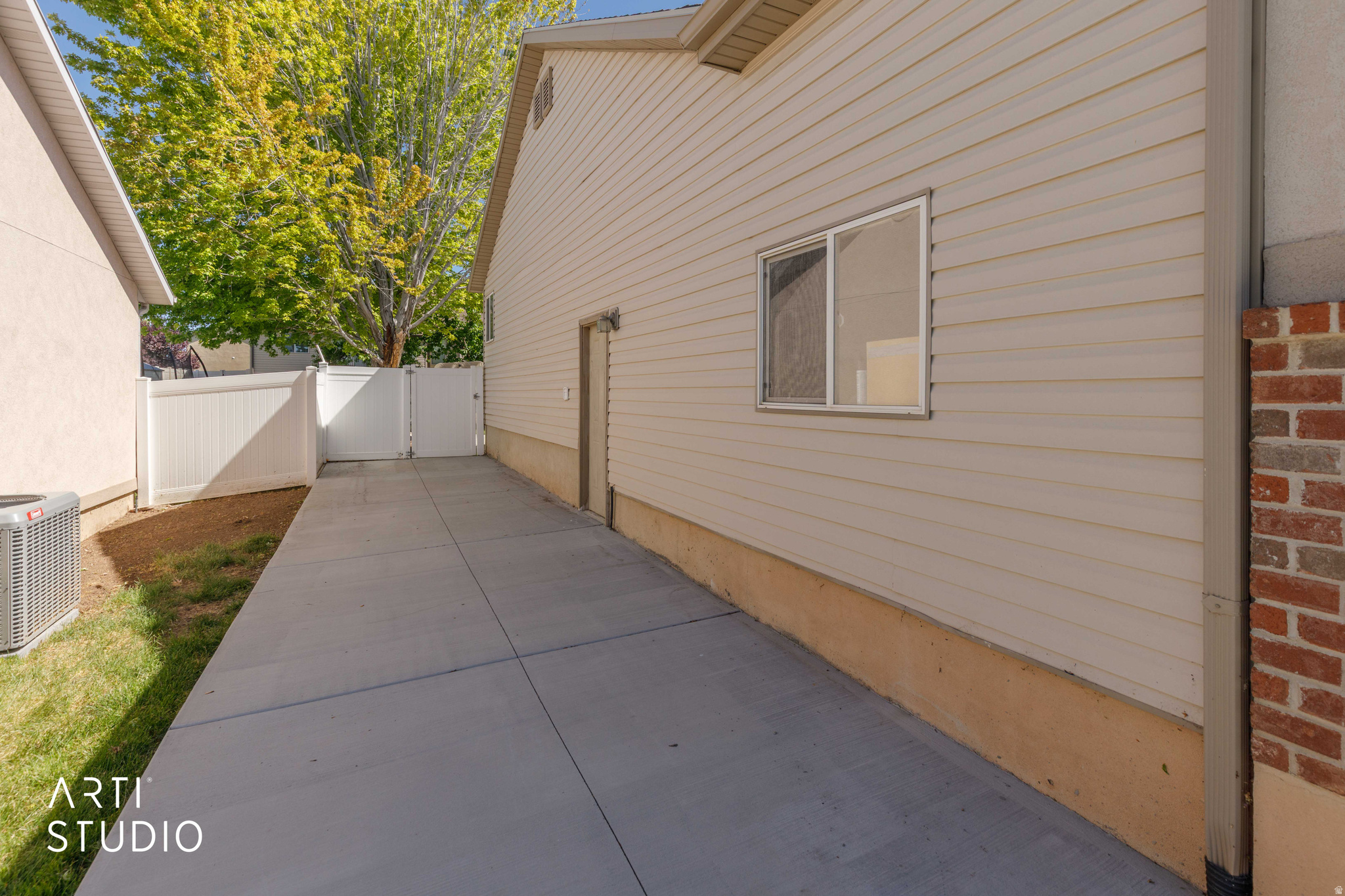 AUTUMN RIDGE - Residential