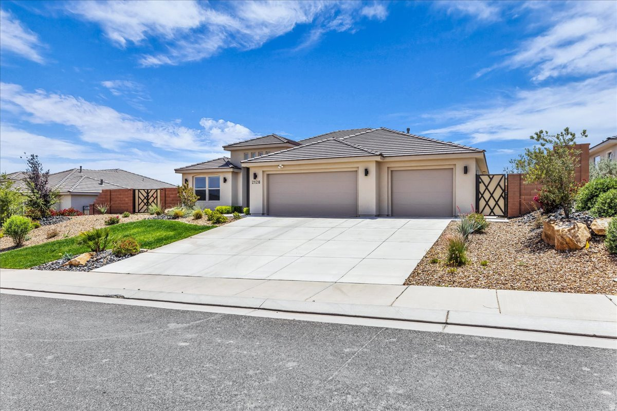 SAND RIDGE 5 - Residential