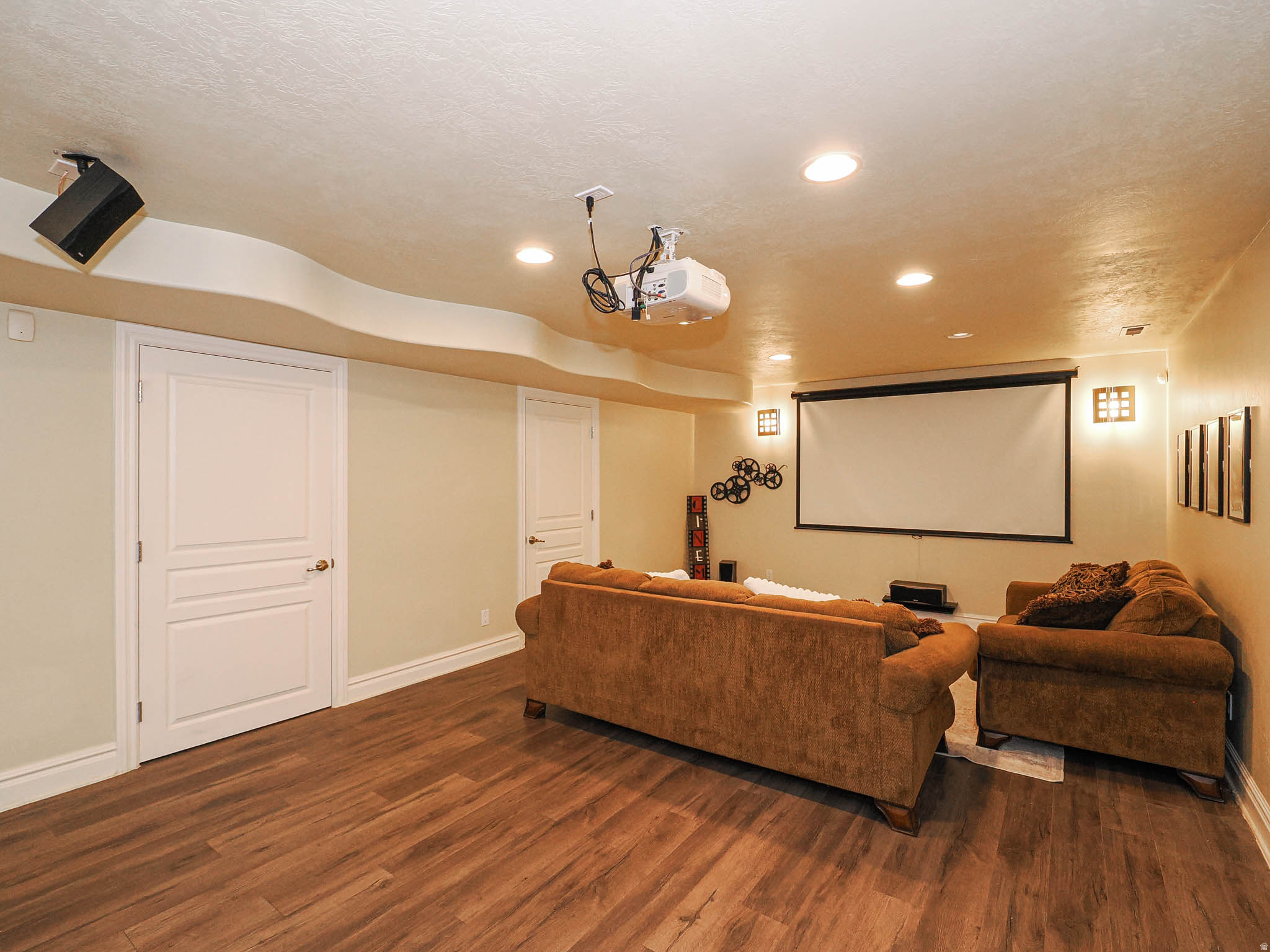IVORY CROSSING NO 2 - Residential