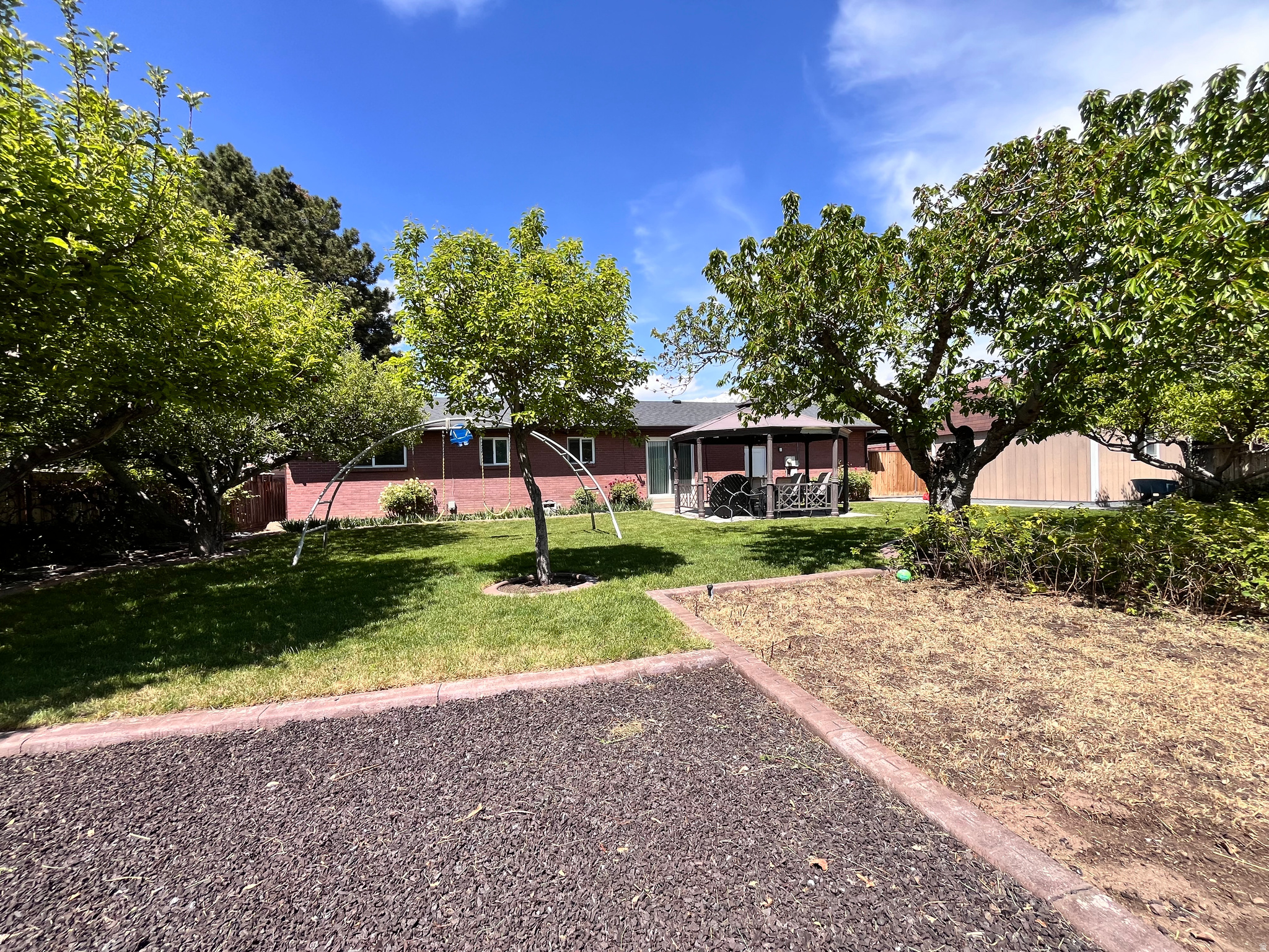 RIDGE - Residential