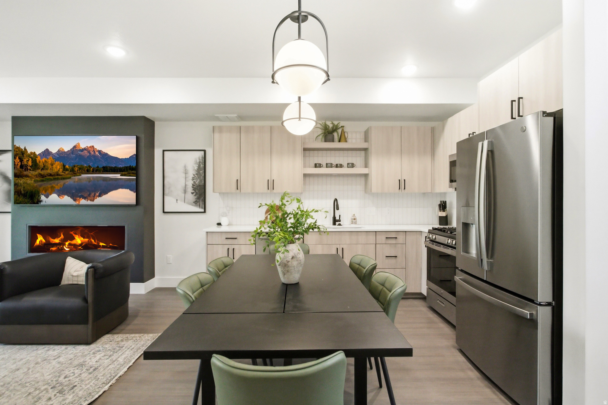 THE POINTE AT WOLF CREEK - Residential