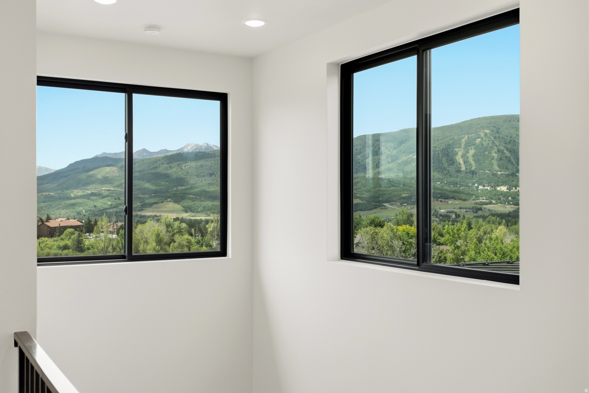 THE POINTE AT WOLF CREEK - Residential