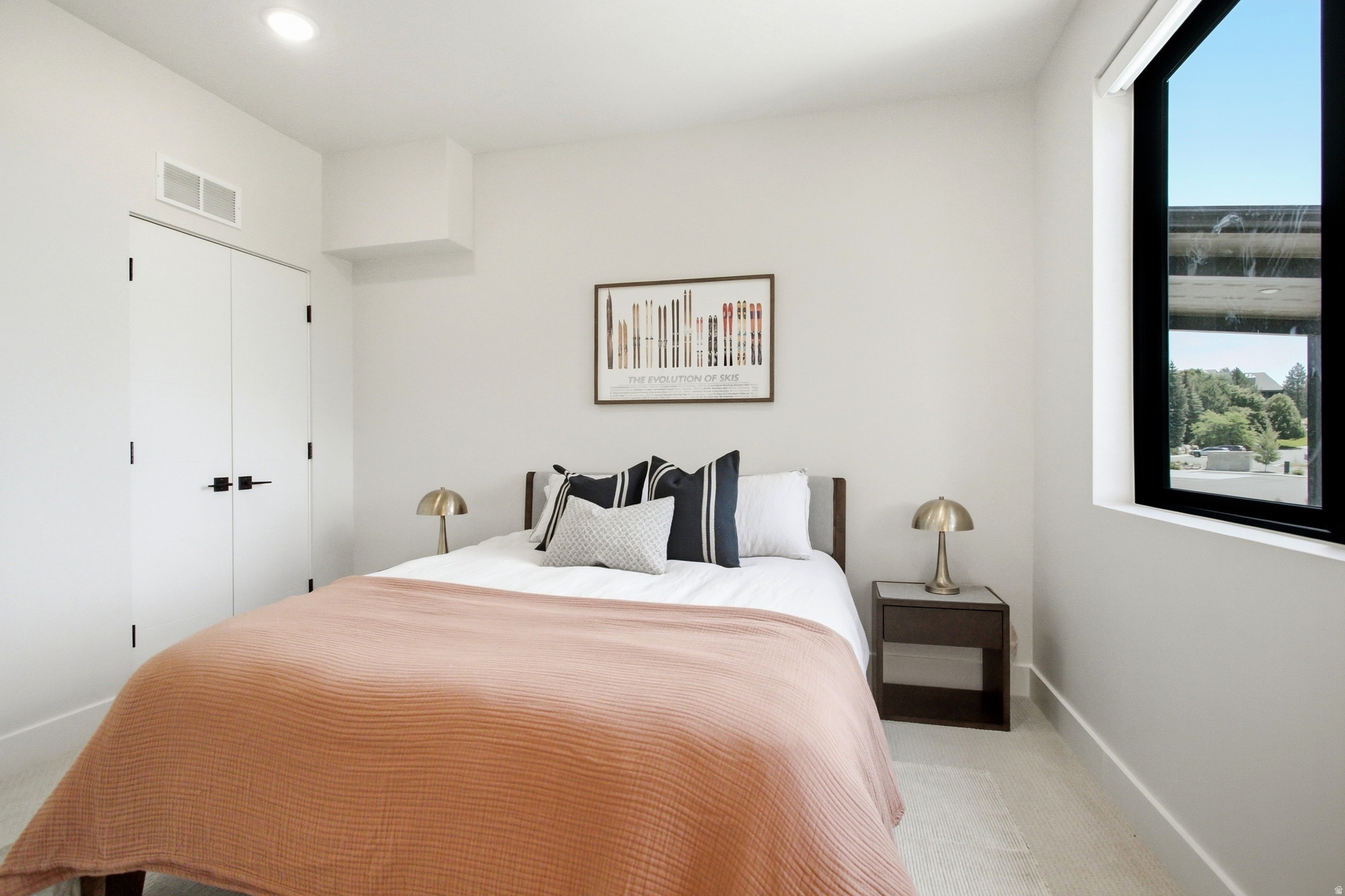 THE POINTE AT WOLF CREEK - Residential