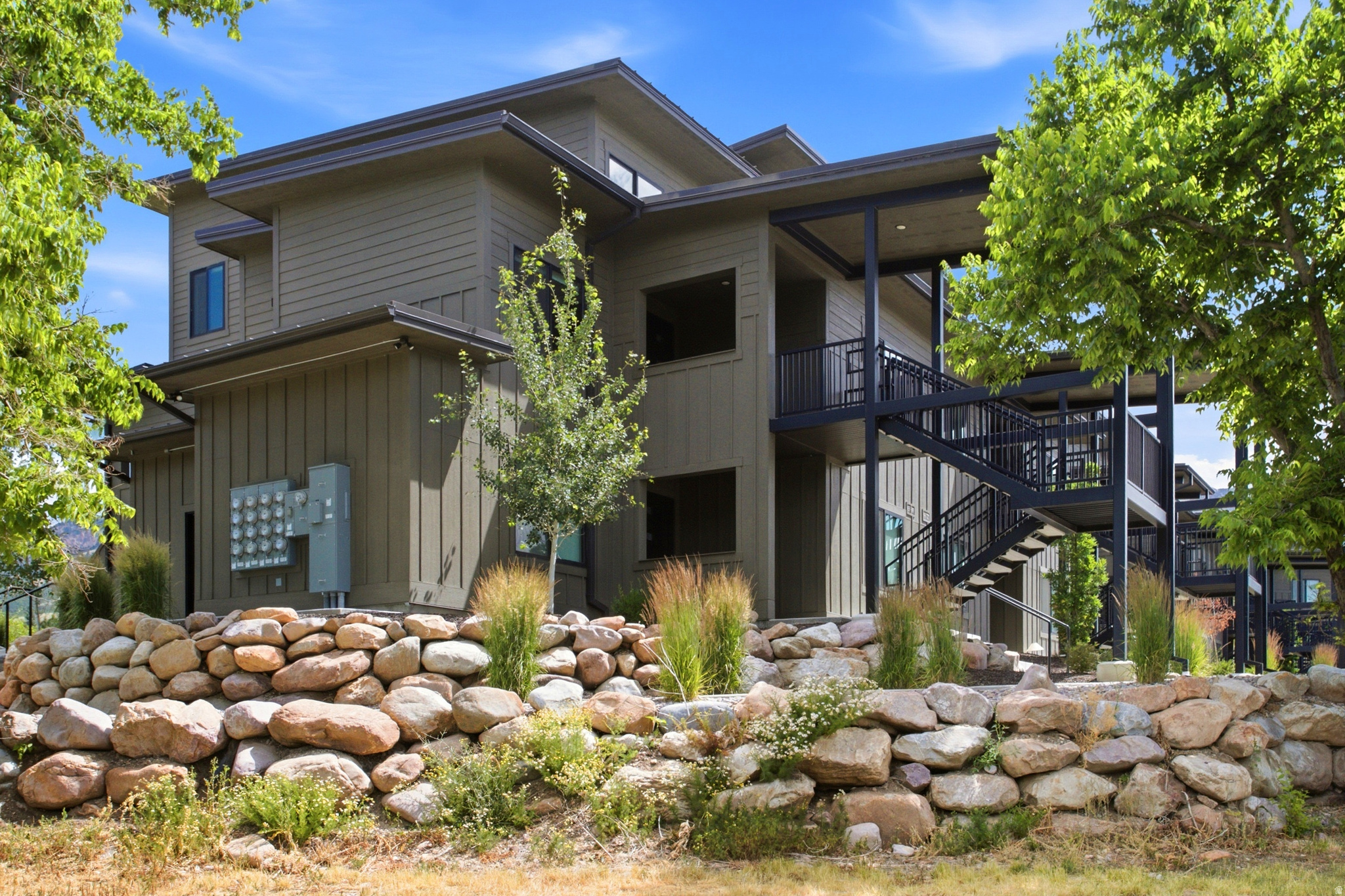 THE POINTE AT WOLF CREEK - Residential