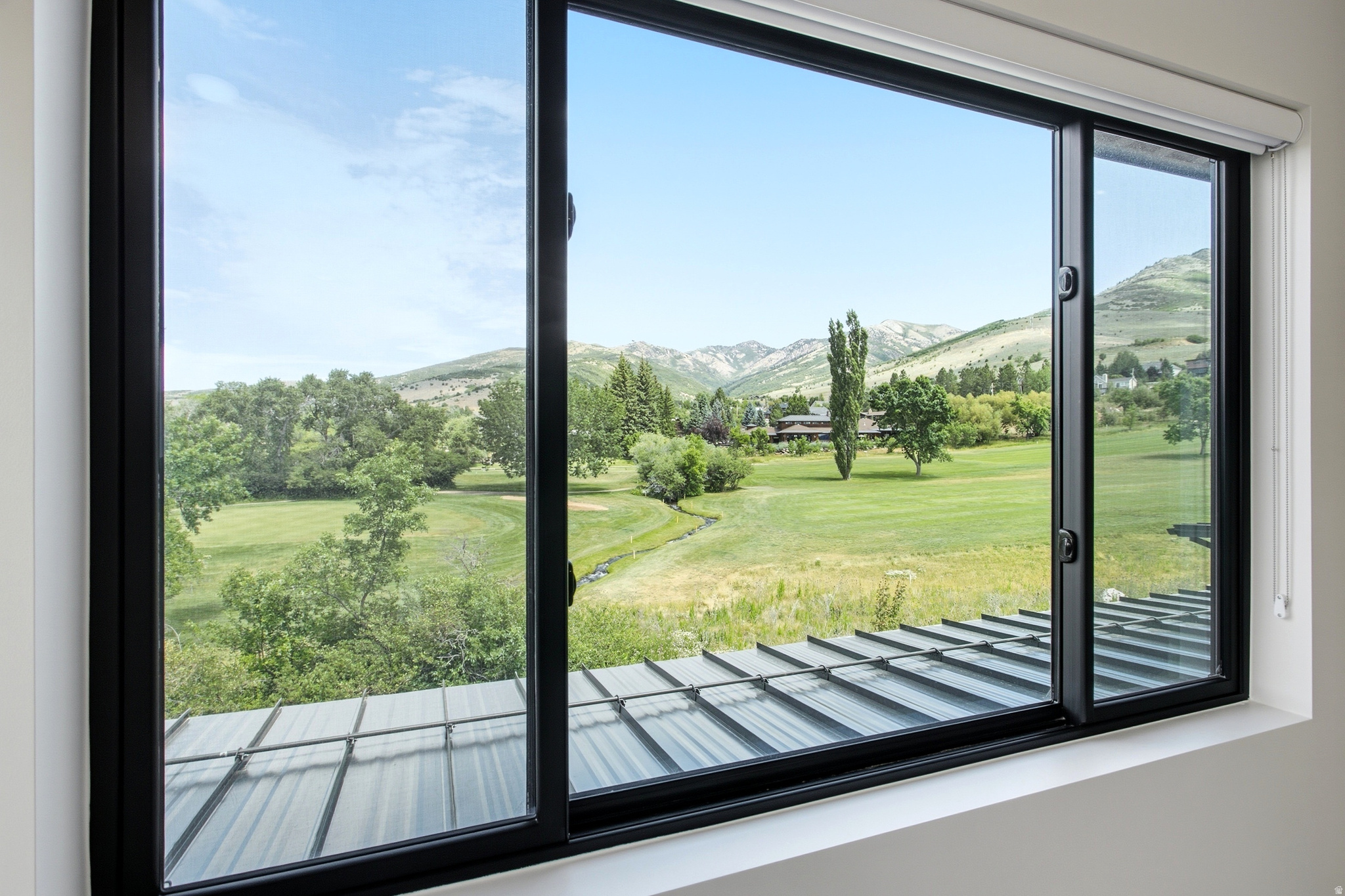 THE POINTE AT WOLF CREEK - Residential
