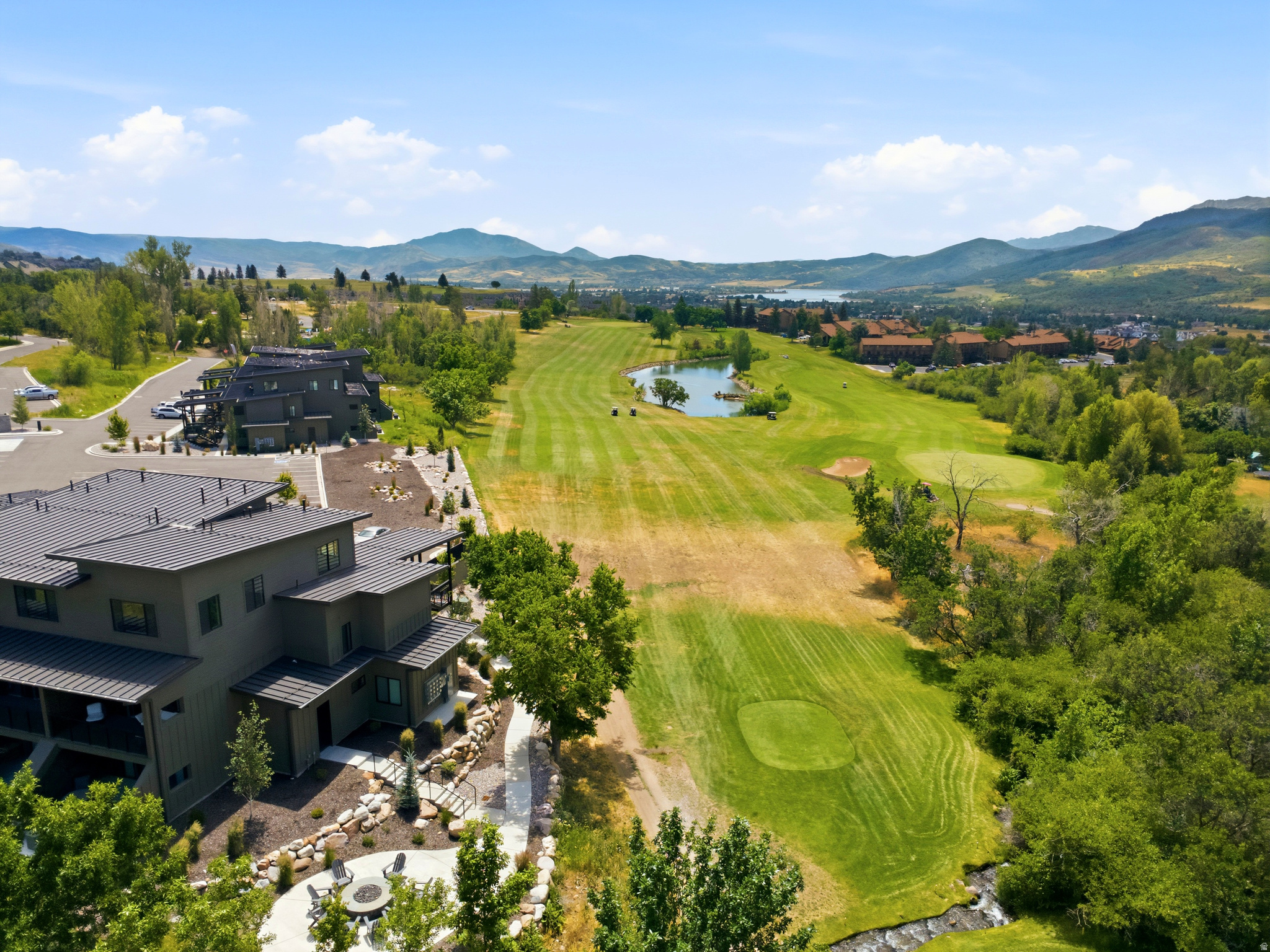 THE POINTE AT WOLF CREEK - Residential