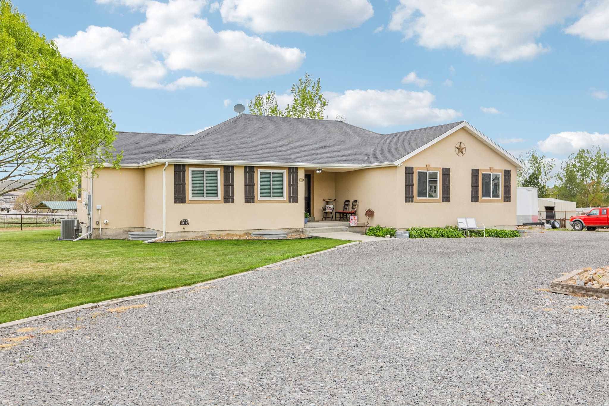 MEADOW RANCH - Residential