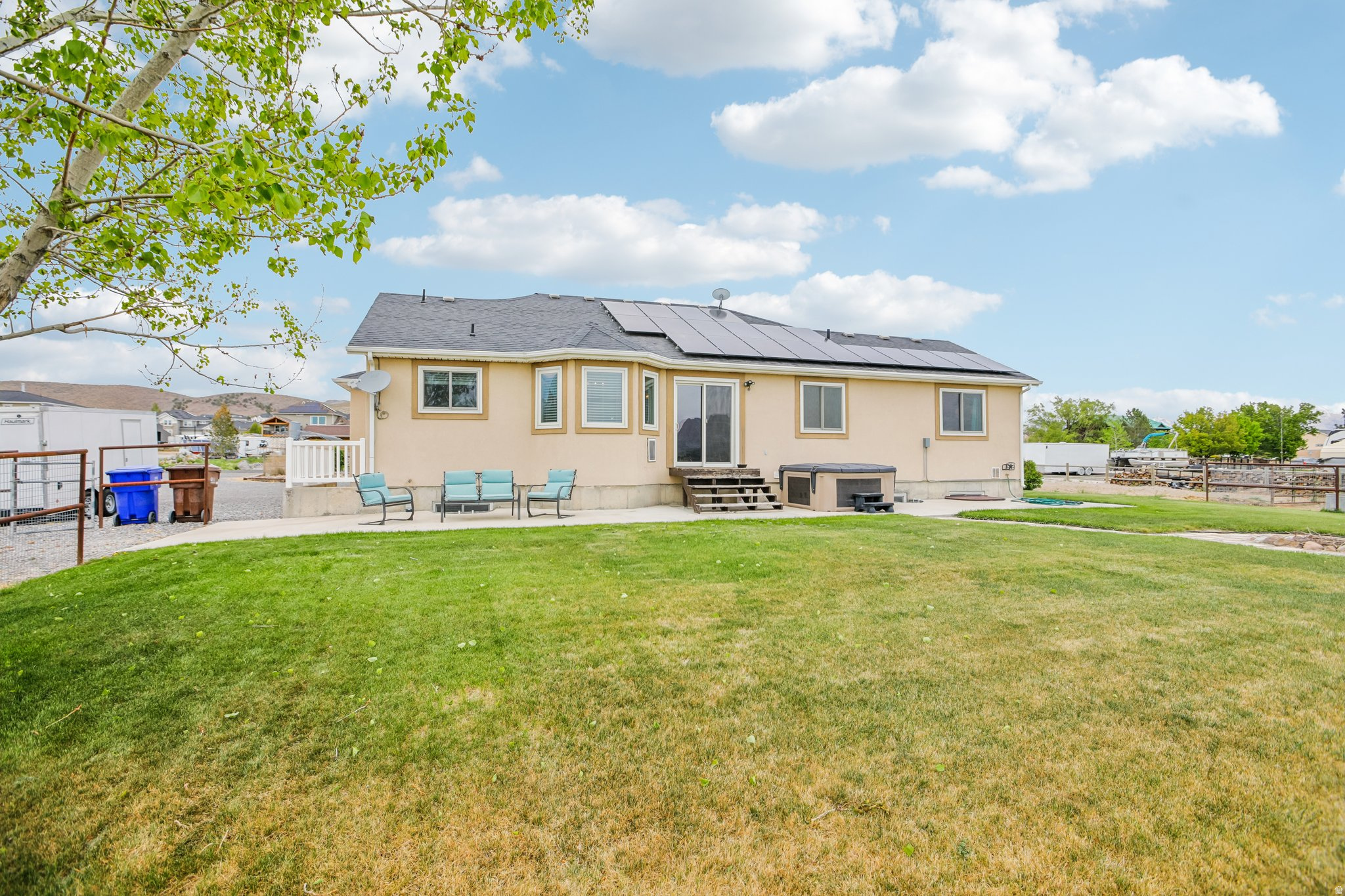 MEADOW RANCH - Residential