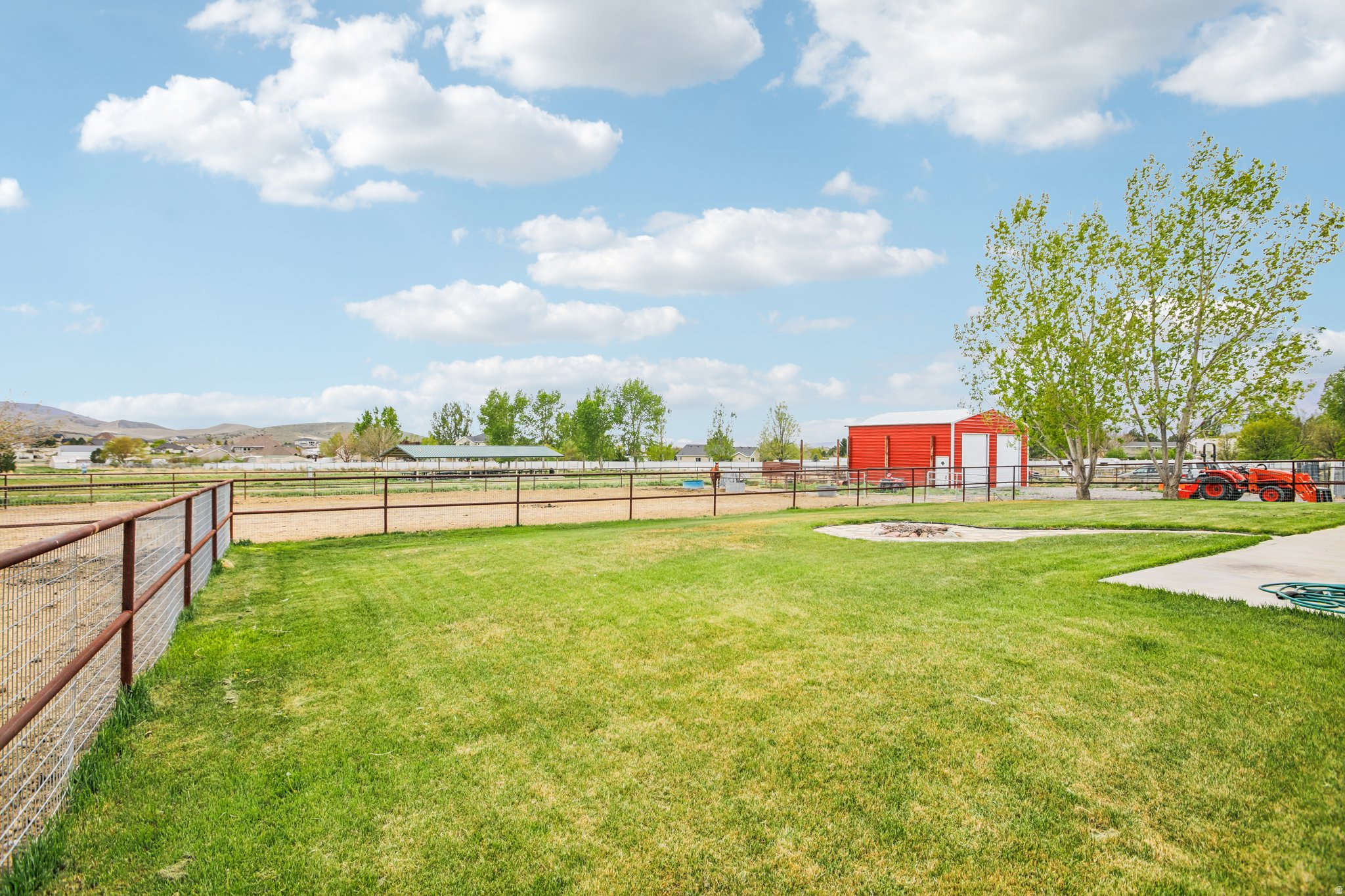 MEADOW RANCH - Residential