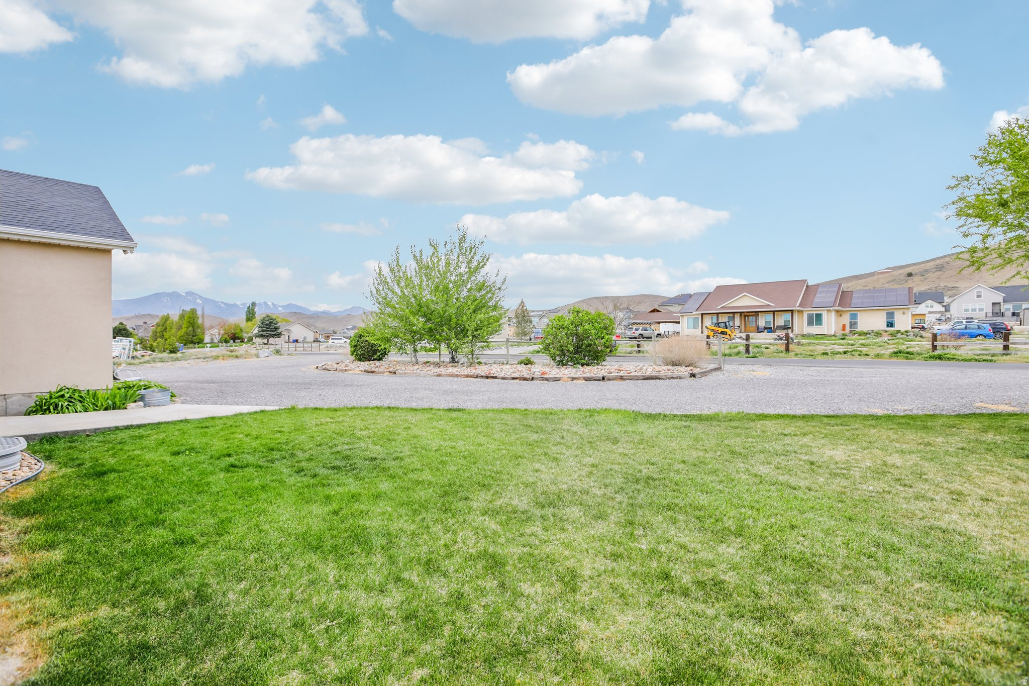 MEADOW RANCH - Residential