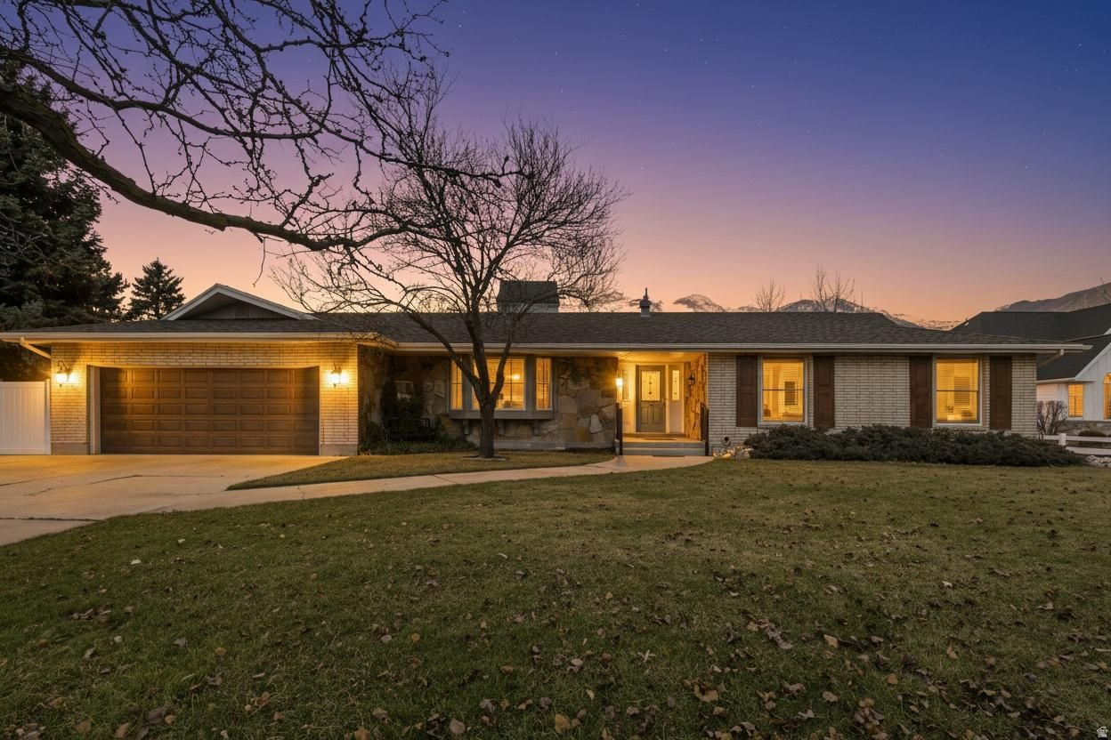 WOOD ESTATES - Residential
