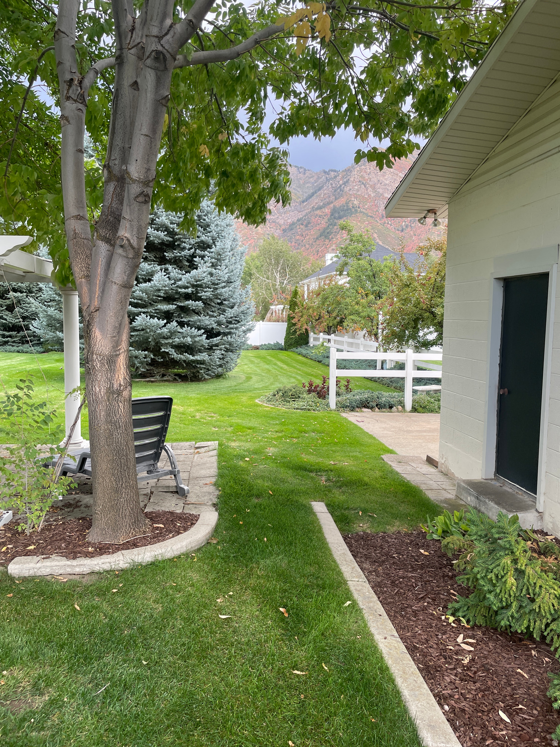 WOOD ESTATES - Residential