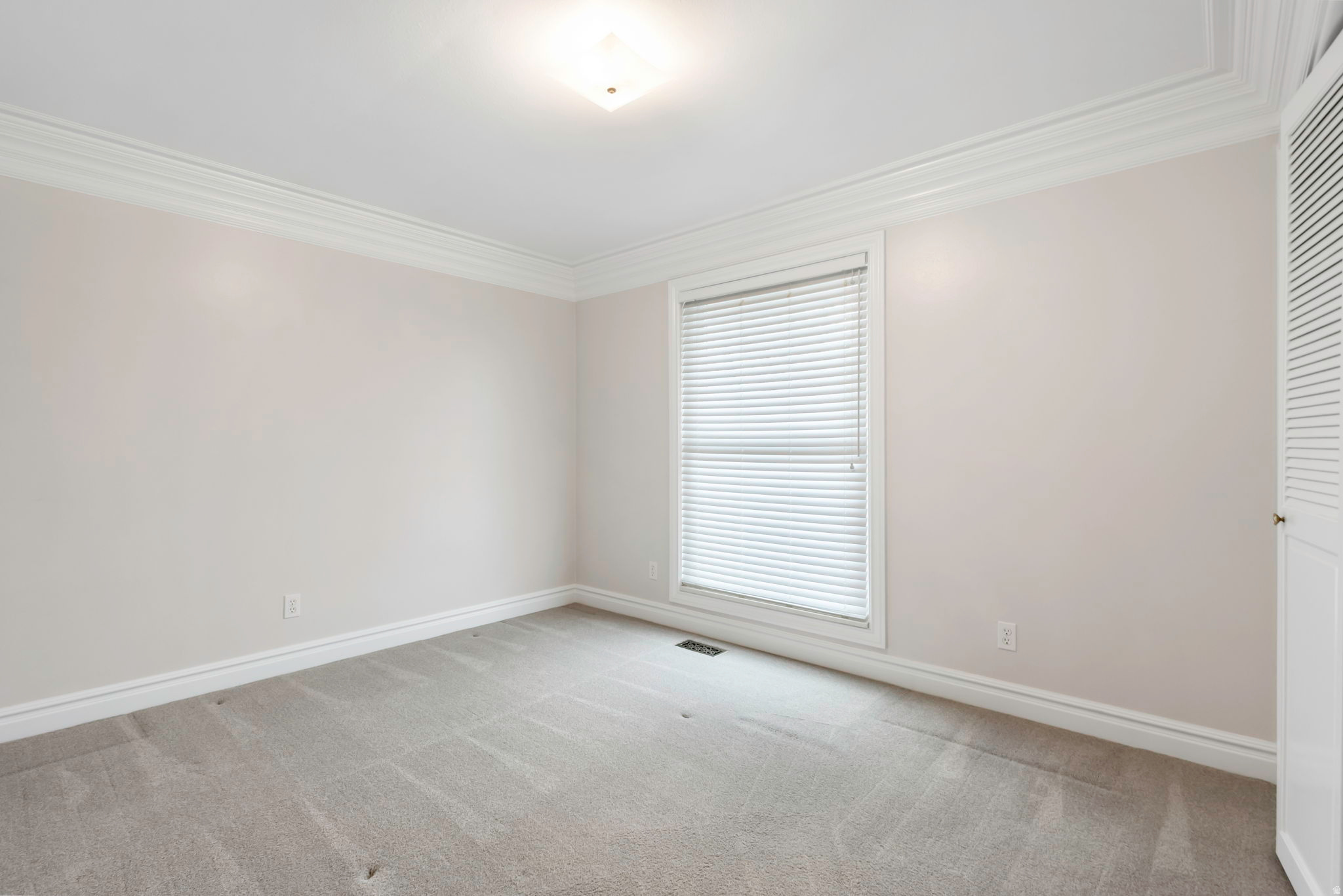 WOOD ESTATES - Residential