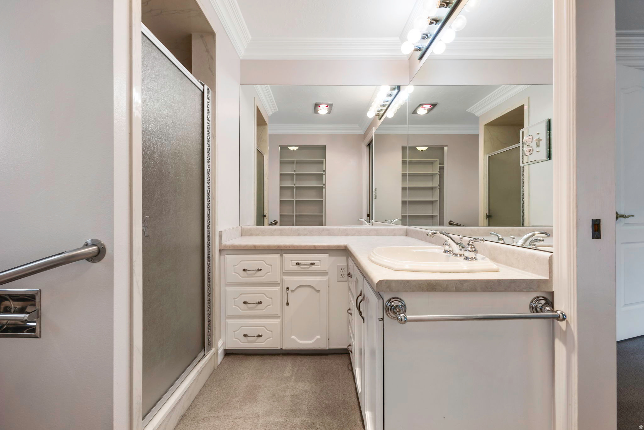 WOOD ESTATES - Residential