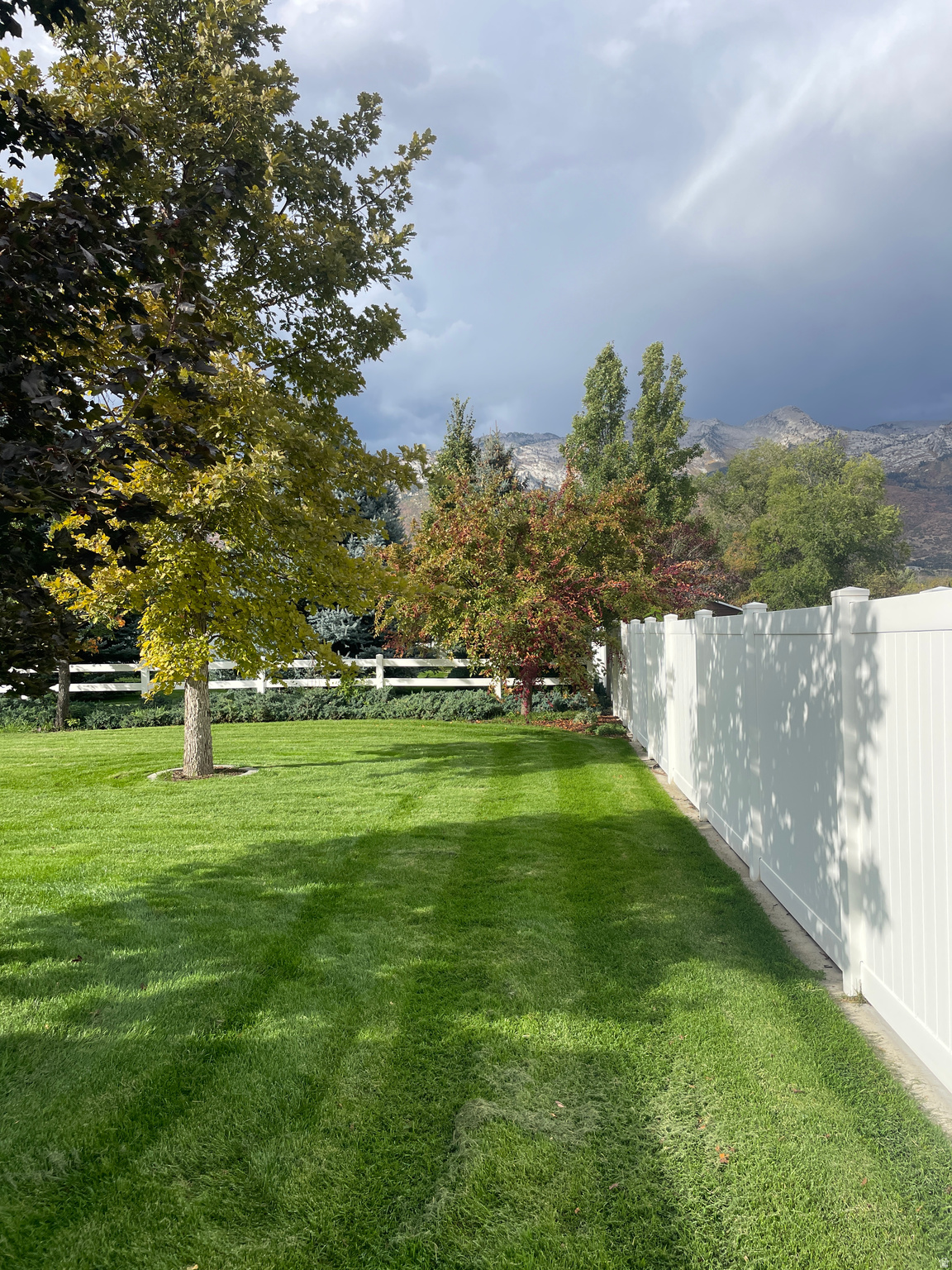 WOOD ESTATES - Residential