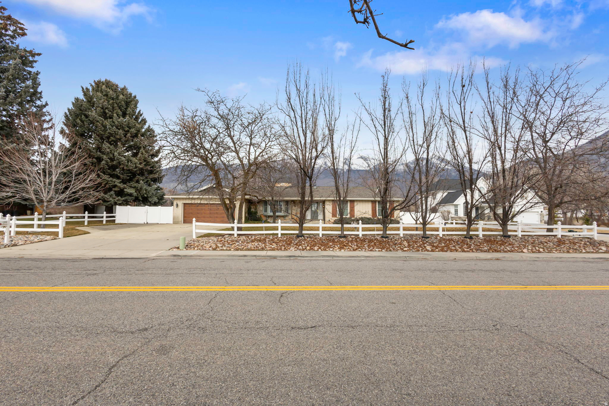 WOOD ESTATES - Residential