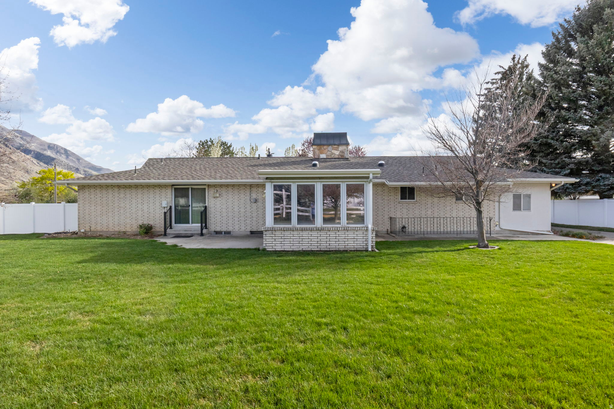 WOOD ESTATES - Residential