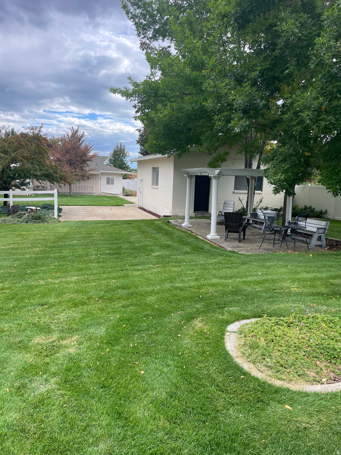 WOOD ESTATES - Residential
