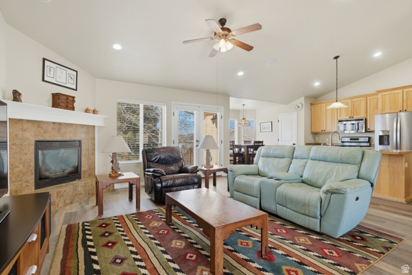 NORTH BENCH FARMS - Residential