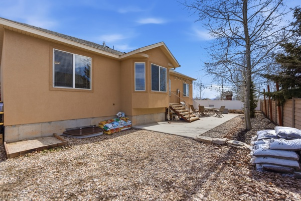 NORTH BENCH FARMS - Residential
