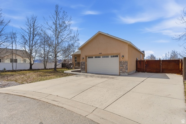 NORTH BENCH FARMS - Residential