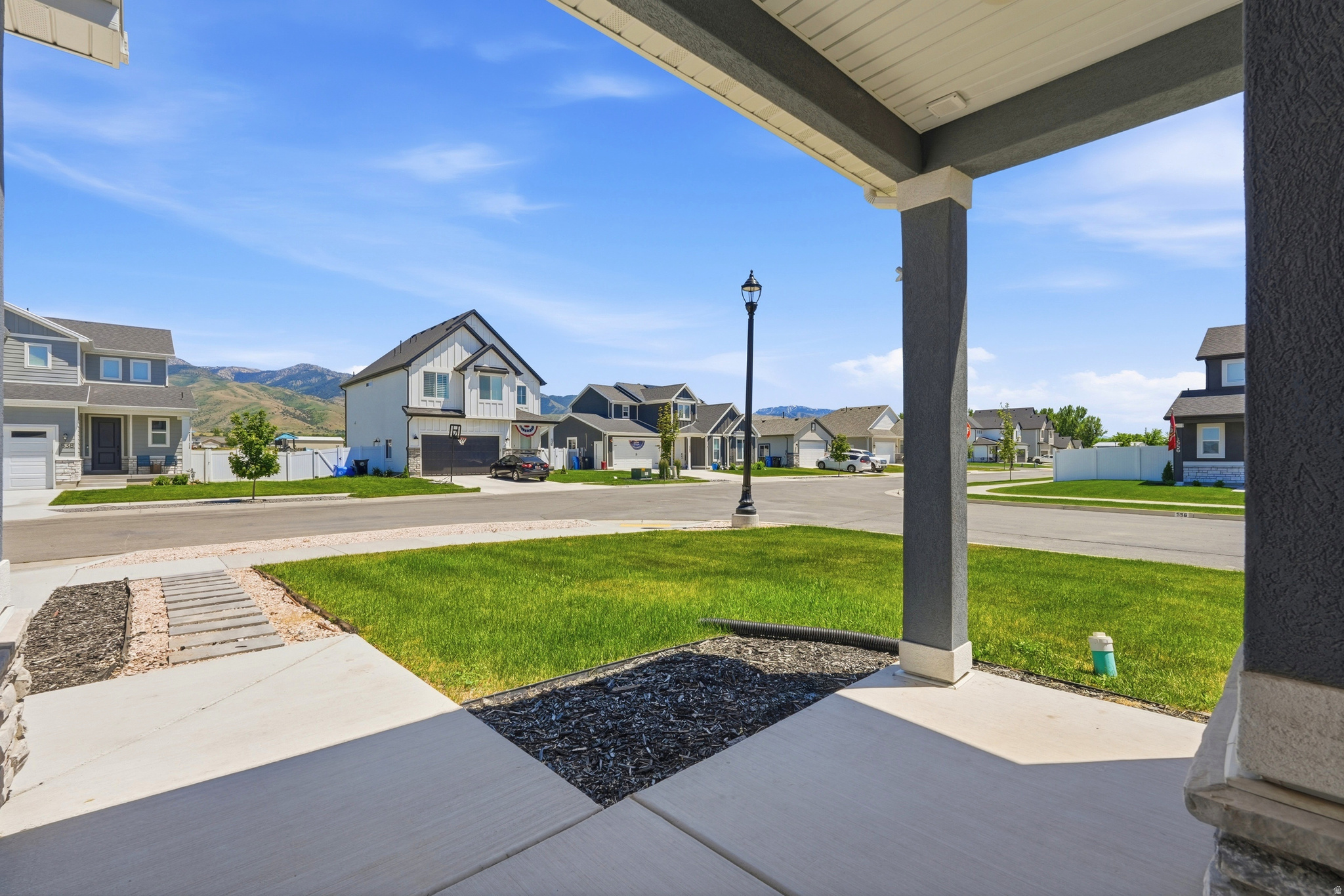 FOX MEADOWS - Residential