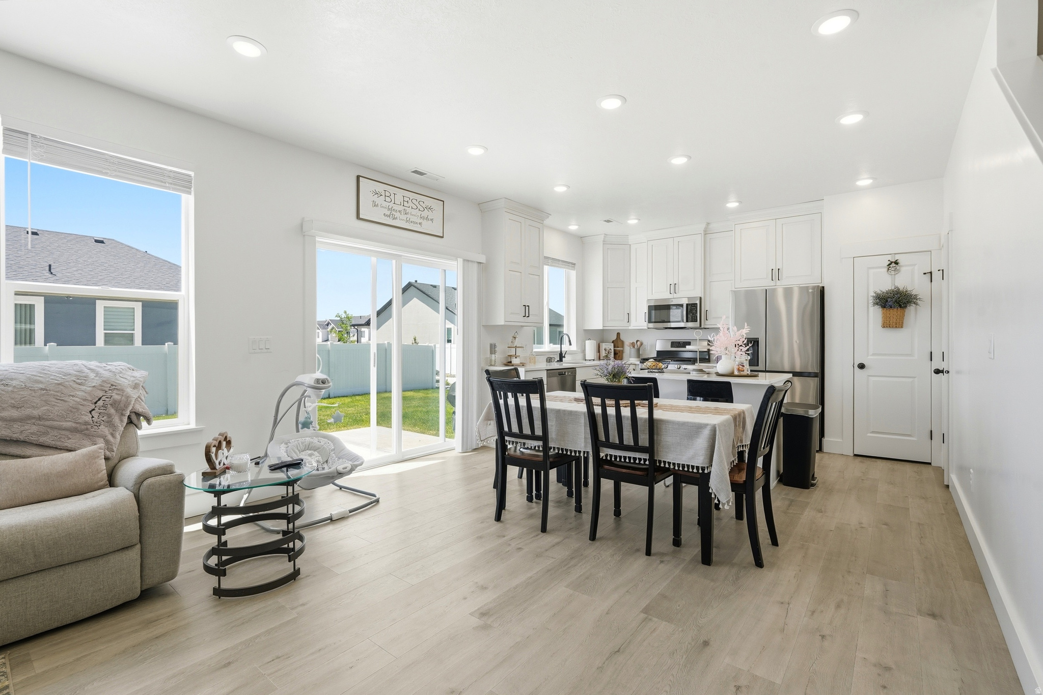 FOX MEADOWS - Residential