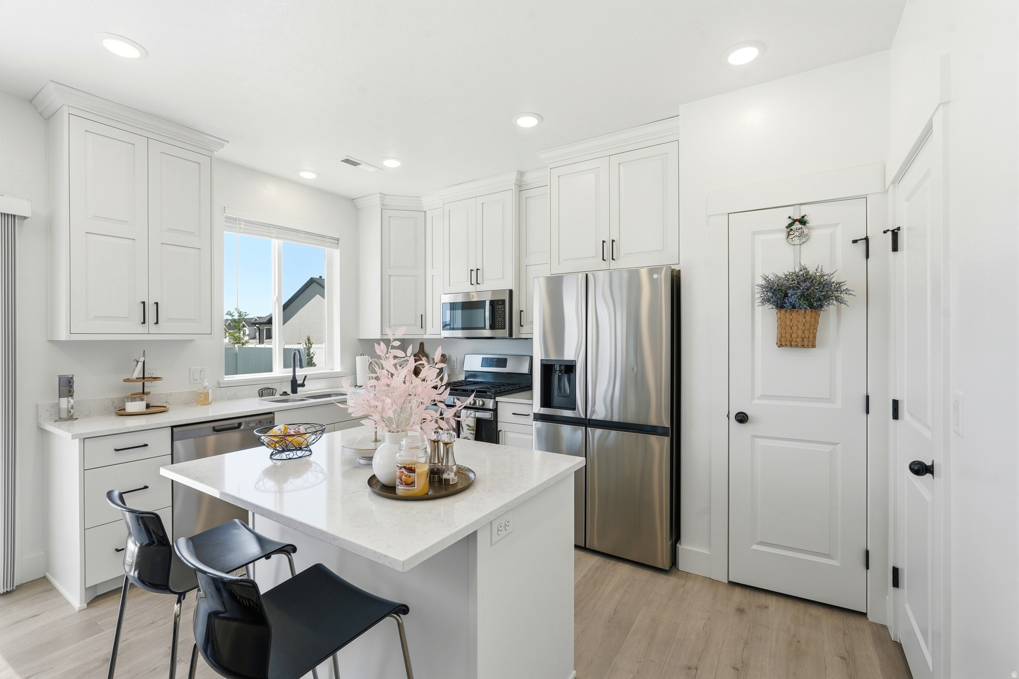 FOX MEADOWS - Residential