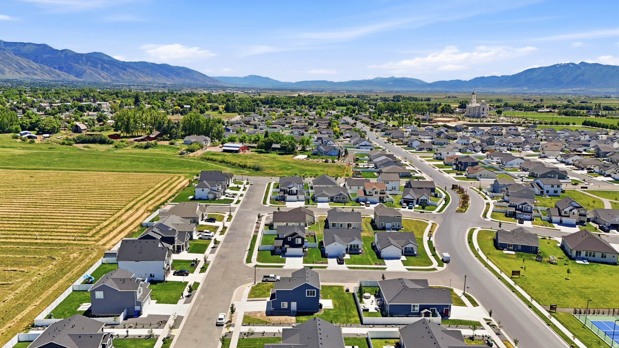 FOX MEADOWS - Residential