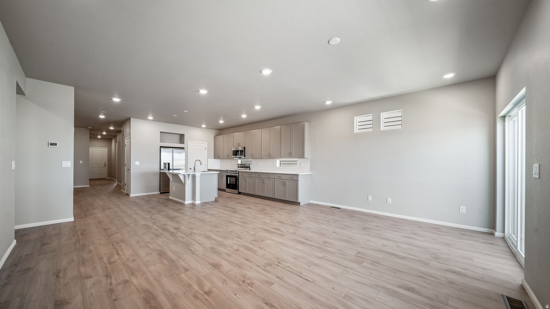 OQUIRRH MOUNTAIN RANCH - Residential