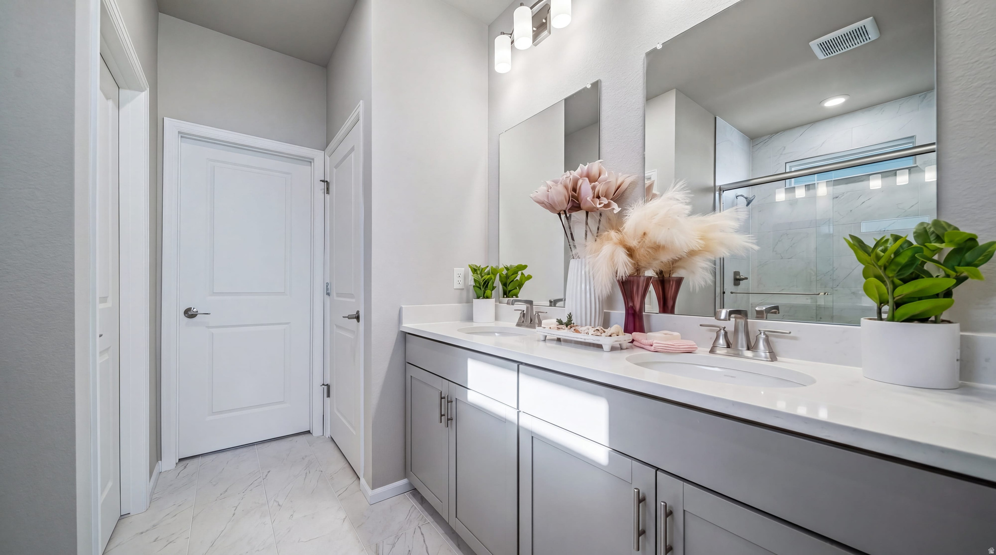 OQUIRRH MOUNTAIN RANCH - Residential