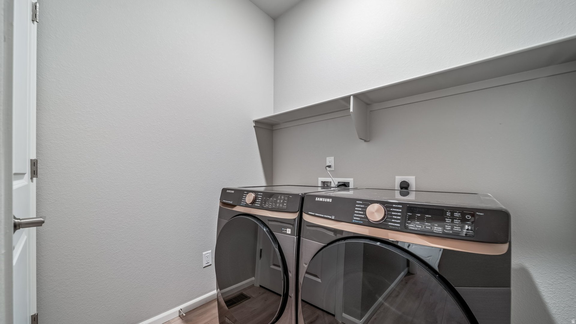 OQUIRRH MOUNTAIN RANCH - Residential