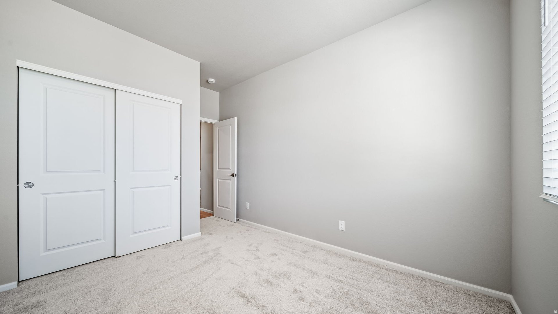 OQUIRRH MOUNTAIN RANCH - Residential