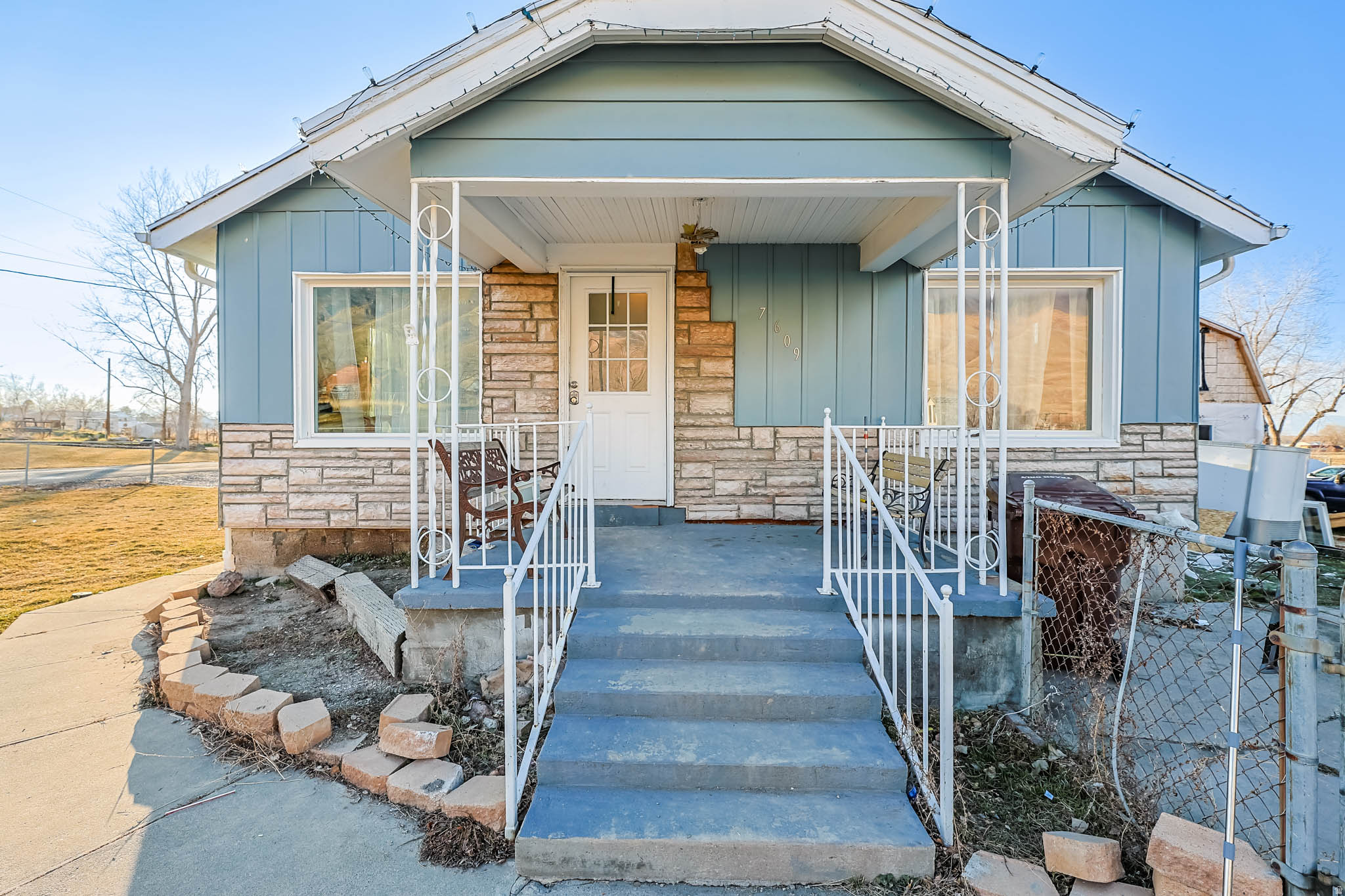 LAKE POINT - Residential